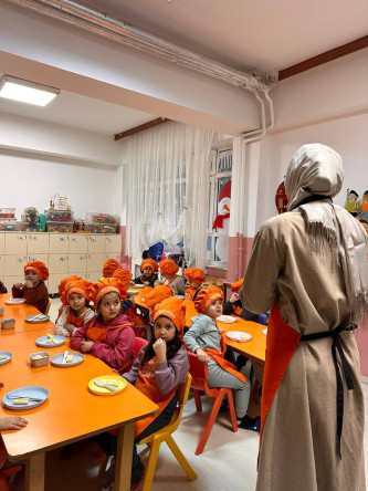 Melek Hatun Anaokulu'nda Minik Şeflerimizle Keyifli ve Eğitici Bir Mutfak Buluşması