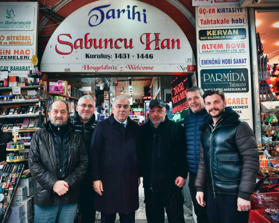 Eminönü Esnaf Ve Vatandaş