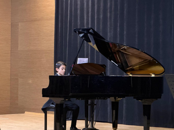Fatih Sanat Akademisi Öğrencilerimizden “Genç Tuşlar” Piyano Dinletisi