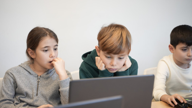 Bilim Fatih'ten Öğrencilerimize Kodlama Eğitimi: Geleceğin Teknolojisi İçin İlk Adım