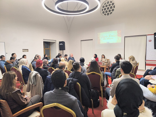 Medrese Davutpaşa, Şiir Gecesi'nde Vatandaşlarımızı Ağırlıyor