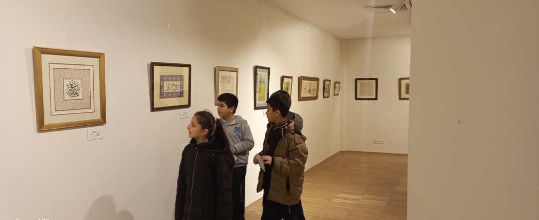 Sanatı Gençlerimizle Buluşturan Adım: Fatih Belediyesi'nden Eğitim Odaklı Galeri Programı
