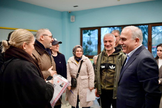 Başkan Turan, Fatih Sitesi Kentsel Dönüşüm Ofisimizde Hemşehrileriyle Buluştu ve Deprem Odaklı Çalışmaları Paylaştı