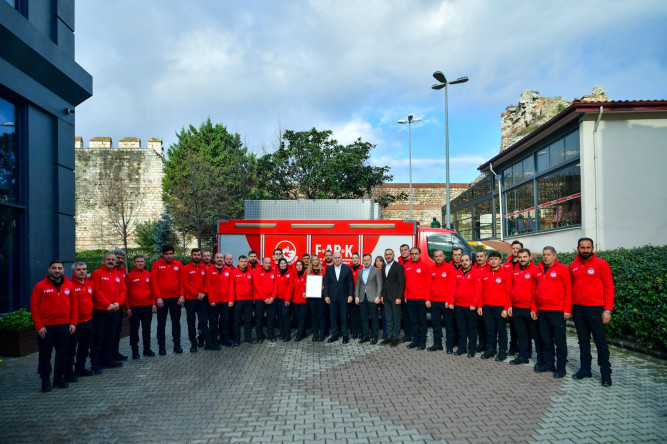Başkan Turan, 6 Şubat'ın Yıl Dönümünde FARK Ekibimizle Buluşarak AFAD Koordinasyonunda Alınan Hafif Seviye Akreditasyonu Paylaştı