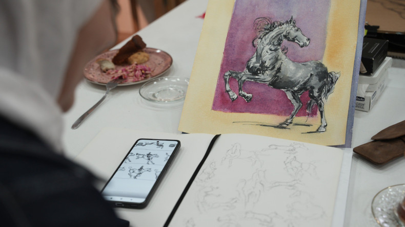 KARINCA El Emeği Eğitim Birimi ile Ayvansaray'da Resim Eğitimi: Cemal Toy Rehberliğinde Gençler Sanatla Bir Arada