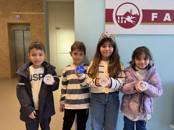 Bilim Fatih'te Hafta Sonu Atölyeleri Bilimsel Merakı Desteklemeye Devam Ediyor