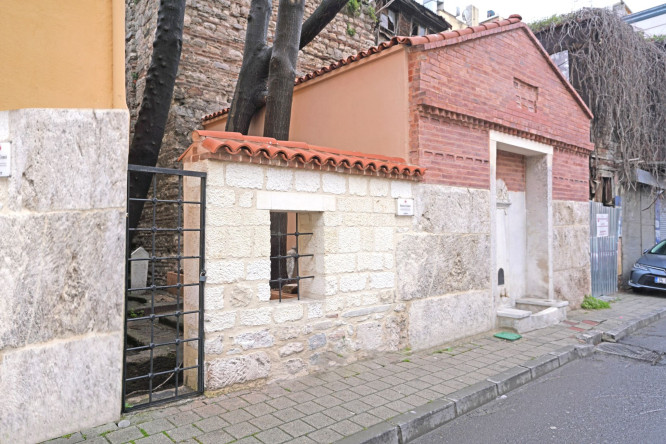 Haraççı Camii Haziresi'nin Restorasyon Çalışmaları Tamamlandı