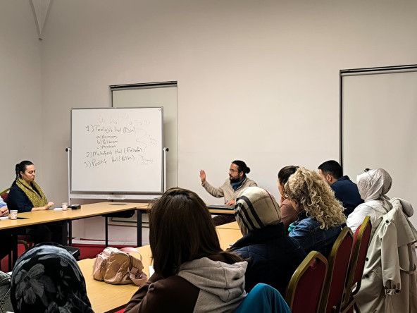 Medrese Davutpaşa'da “Akıl ve İman” Programında Mantıkçı Pozitivizm Ele Alındı