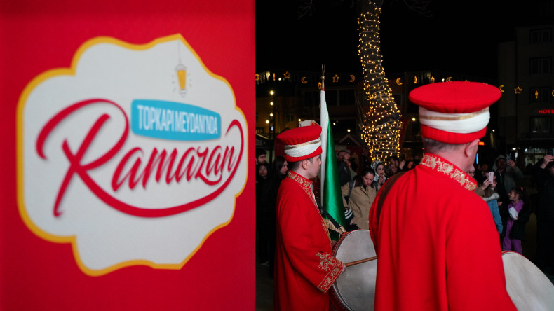 Topkapı Kaleiçi Meydanı'nda Ramazan Akşamları Mehter Takımımızın Konseriyle Devam Ediyor
