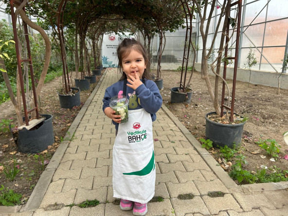 Yedikule Bahçe'de Anneler ve Çocuklarımız İçin Salata Zamanı