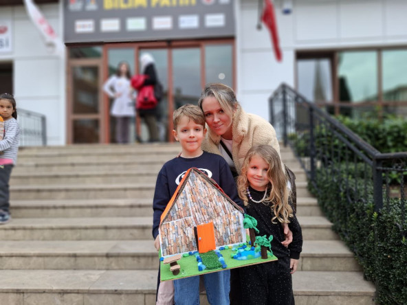 Anneler ve Çocuklarımız, Bilim Fatih'in Isı Yalıtımı Atölyesi'nde Kendi Evlerini Tasarladı