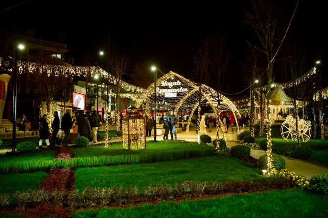 Başkan Turan, Topkapı Kaleiçi Meydanımızda Ramazan Akşamlarının Bereketini Hemşehrileriyle Paylaştı