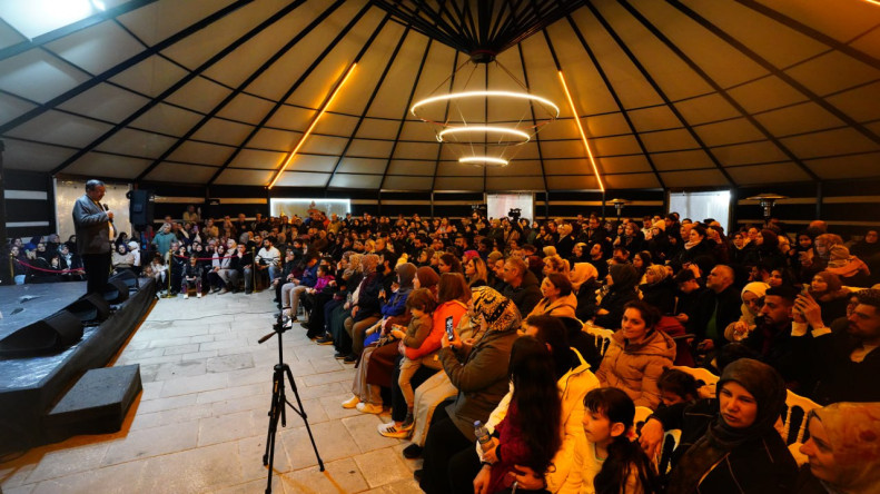 Topkapı Kaleiçi Meydanı'nda Ramazan Akşamları Devam Ediyor: Vatandaşlarımız Hayati İnanç Söyleşisinde Buluştu