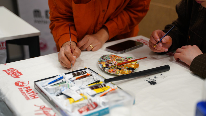 Vatan Kütüphanesi'nde Işıltılı Mumlar Sanatla Buluşuyor