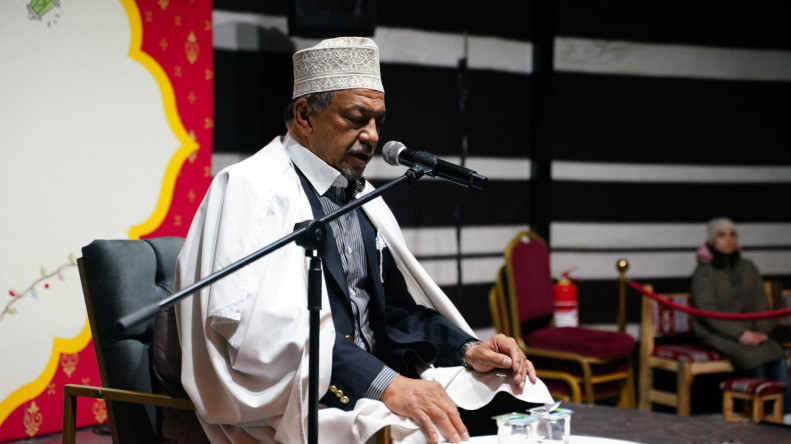 Topkapı Kaleiçi Meydanımızdaki Ramazan Akşamlarında Kurra Hafız Abdurrahman Sadien Kur'an-ı Kerim Tilavetiyle Gönüllere Hitap Etti