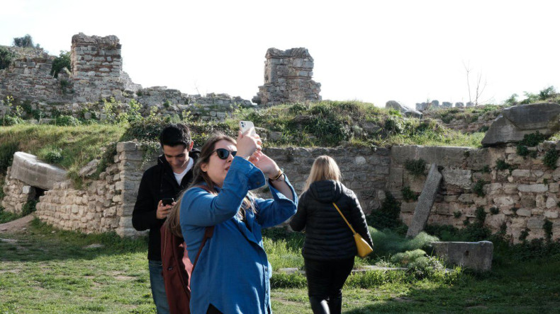 Efsaneleriyle Ünlü Yedikule Hisarı'nda Rehberli Gündüz Turları Devam Ediyor