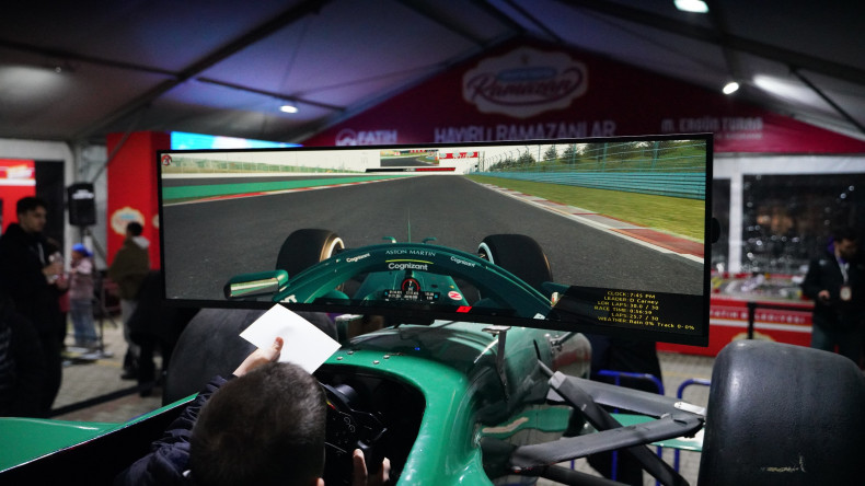 Topkapı Kaleiçi Meydanı'nda Ramazan Akşamları Manevî İklimi ve Sohbetleriyle Devam Ediyor