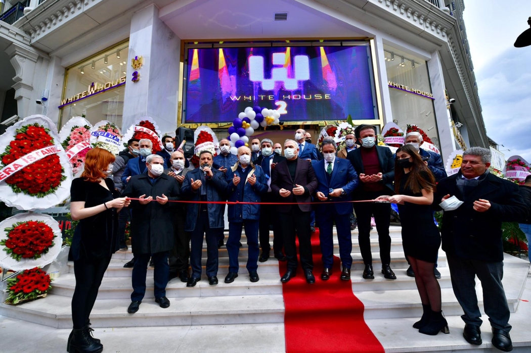 Başkan Turan Bugün Laleli'deydi haberi