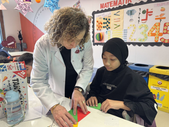 Bilim Fatih'te Ara Tatil Programları Öğrencilerimizi Bilim, Kültür ve Üretim Odaklı Süreçlerle Buluşturdu