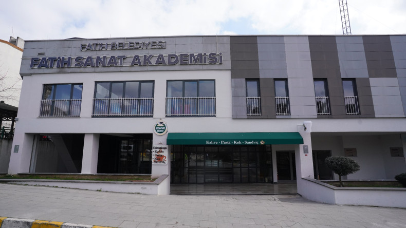 Mahallemizin Yeni Buluşma Noktası Edirnekapı Kahvehane Hizmetinizde