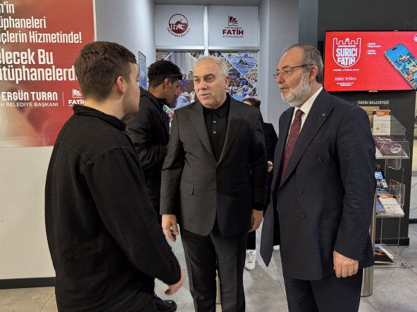 Rektör Prof. Dr. Mehmet Görmez, Başkan Turan'ı Ziyaret Etti, Merkez Kütüphanesi'nde Öğrencilerimizle Buluşuldu