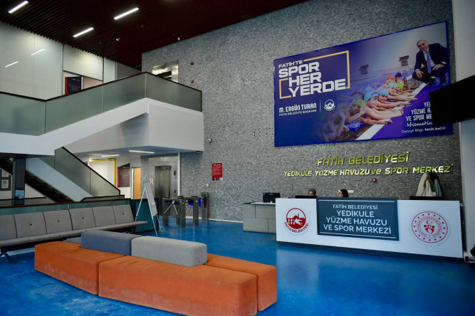 Başkan Turan, Yenilenen Yedikule Yüzme Havuzu ve Spor Merkezimizde İncelemelerde Bulundu