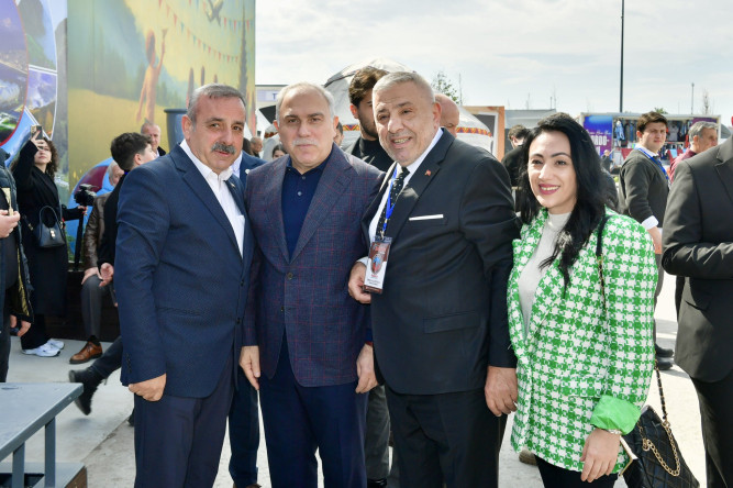 Bakan Uraloğlu, Vali Gül ve Başkan Turan'ın Katılımıyla Düzenlenen Trabzon Günleri'nde İstanbul'da Karadeniz Havası Esti