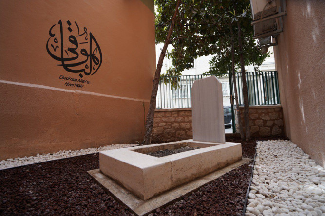 Hüseyin Efendi Kabri'ndeki Restorasyon Çalışmaları Tamamlandı