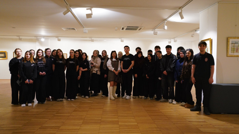 Sanatı Gençlerimizle Buluşturan Adım: Fatih Belediyesi'nden Eğitim Odaklı Galeri Programı