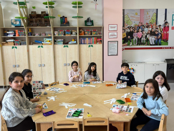 Sümbülefendi Çocuk Kütüphanemizde Kütüphaneler Haftası Minyatür Kitaplık Etkinliğiyle Kutlandı