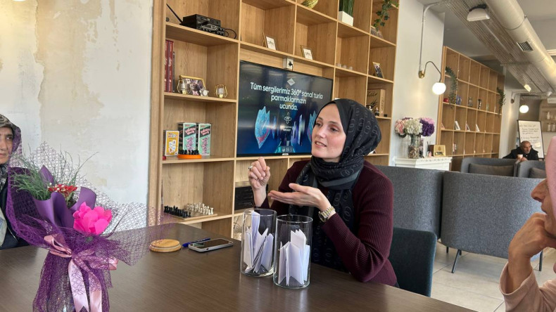 Yadigâr Kahvesi'nde Kıymetli Büyüklerimize Yönelik “Mutluluk Kavanozu” Etkinliği