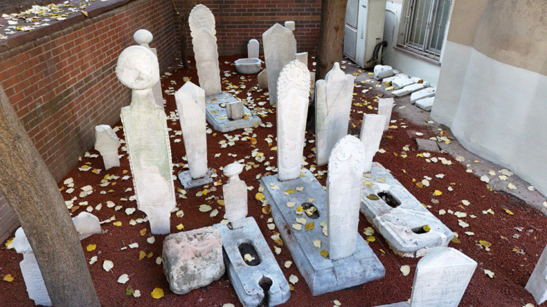 Kâtip Muslihiddin Camii Haziresi'nin Restorasyon Çalışmaları Tamamlandı