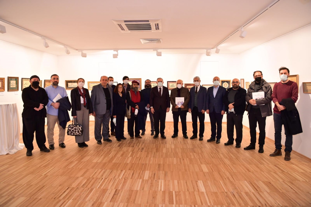 Kadırga Sanat Galerilerin'de açılan 'Hat Sanatının Zarif Kalemi Ali Alparslan' hat sergisi
