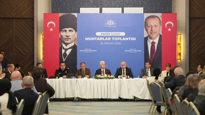 Başkan Turan, Vali Gül Başkanlığında Düzenlenen Fatih Muhtarlar Toplantısına Katıldı