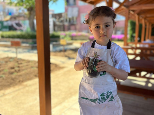 Ayvansaray Bahçe'de Veliler ve Çocuklarımızla Keyif Dolu ve Öğretici Atalık Tohum Şenliği