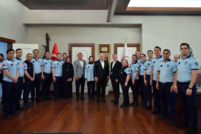 Başkan Turan, Kurban Bayramı Öncesinde Mesai Arkadaşlarıyla Bayramlaştı