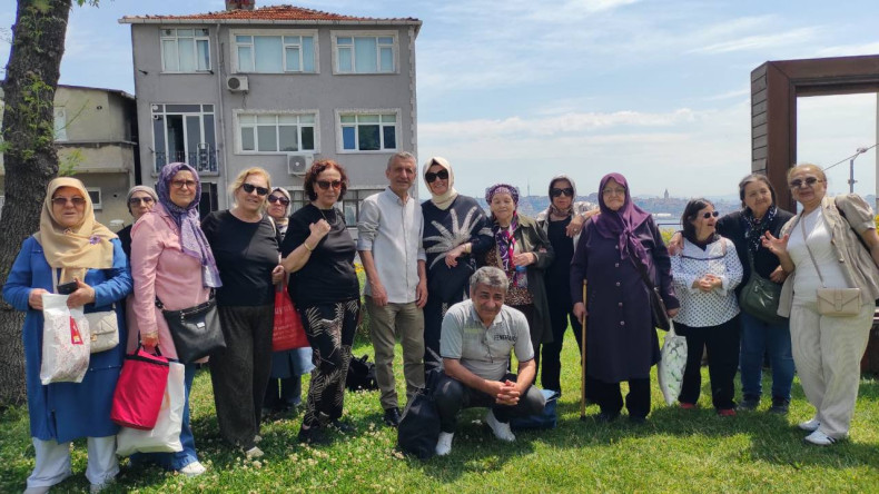 Yadigâr Kahvesi Üyelerimiz Ayvansaray Bahçe Pikniğinde Doğayla Buluştu