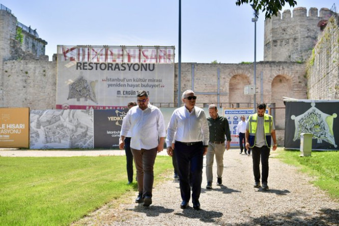 Başkan Turan, Yedikule Hisarı'nda Devam Eden Koruma ve Restorasyon Çalışmalarını Yerinde İnceledi