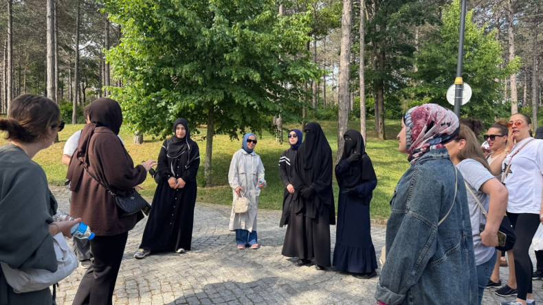 Kadın ve Aile Birimimizden Kemerburgaz Kent Ormanı'nda Psikolog Eşliğinde “Sezgisel Yürüyüş” Etkinliği