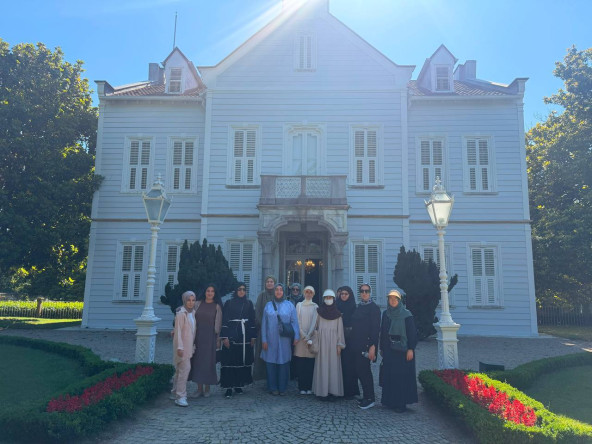 Kadın ve Aile Birimimiz ile Tarihî Kasırlarda Adım Adım İstanbul