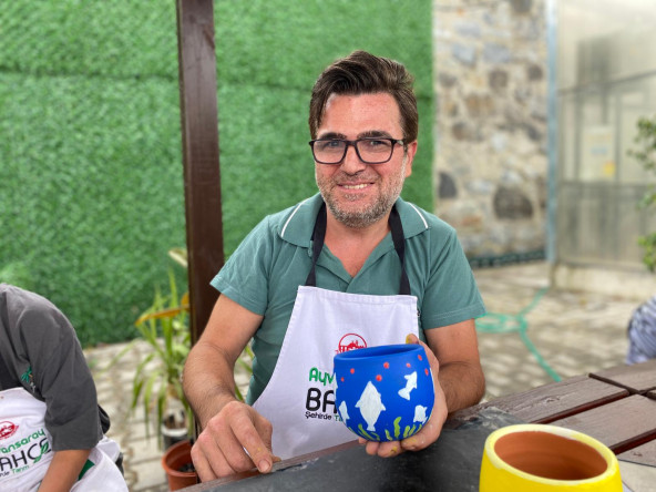 Saksılar Renklendi: Ayvansaray Bahçe'de Doğa ve Sanat Buluştu