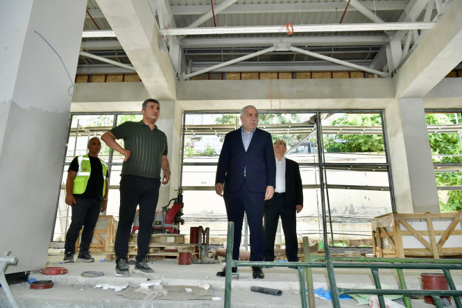 Başkan Turan, Mimar Sinan Spor Kompleksi'nde İncelemelerde Bulundu: Fatih'e Yeni Bir Spor ve Yaşam Merkezi Kazandırılıyor