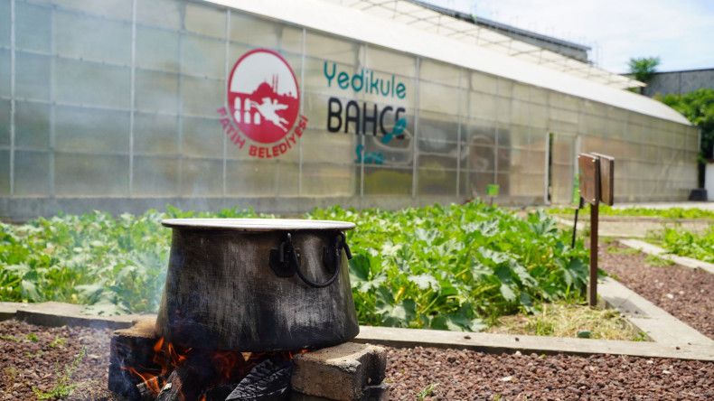 Yedikule & Ayvansaray Bahçe'den Keyif Dolu Bir "Çilek Reçeli Atölyesi”