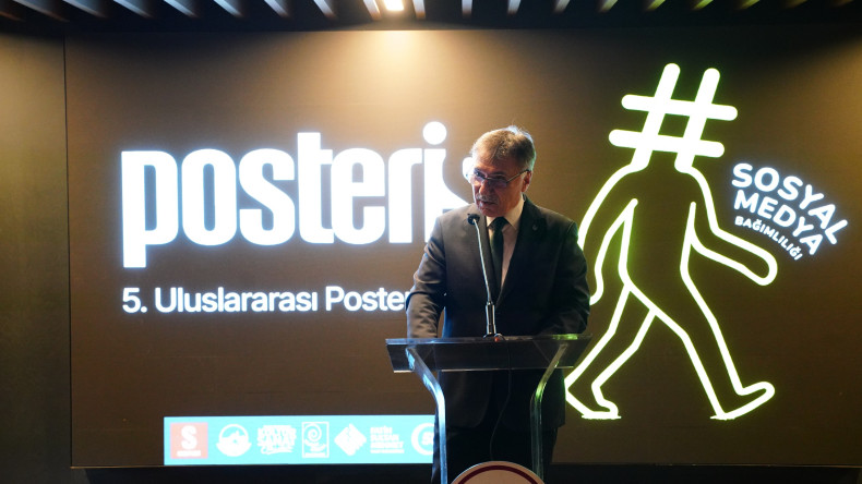 Fatih Belediyesi ve FSMVÜ İş Birliğinde Hayata Geçirilen Uluslararası Posterist Sergisi, Nusret Çolpan Sanat Galerisi'nde Açıldı