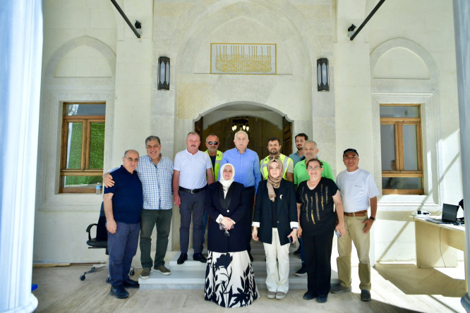 Başkan Turan, Yenikapı Yalı İhsan Zini Camii ile Bostancıbaşı Abdullah Ağa Camii'ndeki Çalışmaları Yerinde İnceledi