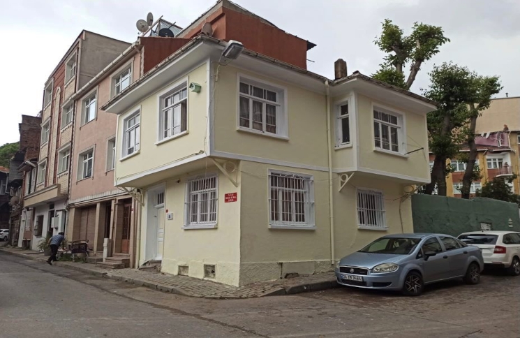 Orhan Kemal'in Evinin Dış Cephe Bakımları Yapıldı haberi