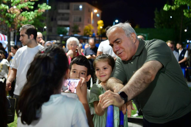 Mutlu Çocuk Şenliği 