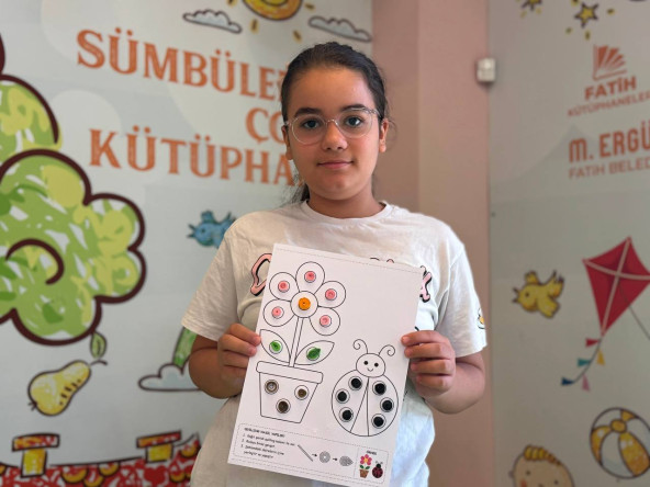 Sümbülefendi Çocuk Kütüphanemizde Renkli Quilling Atölyesiyle Sanat ve Üretim Bir Araya Geldi
