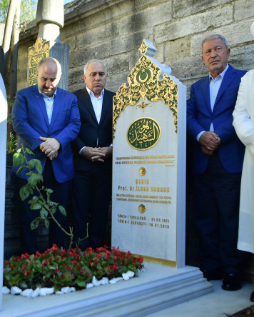 Başkan Turan, Şehzade Camii'nde Düzenlenen 15 Temmuz Anma Programında Aziz Şehitlerimizi Dualarla Yâd Etti