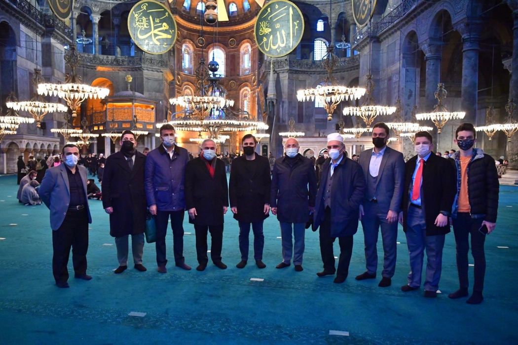 Ayasofya-i Kebir Cami-i Şerifi sabah namazı